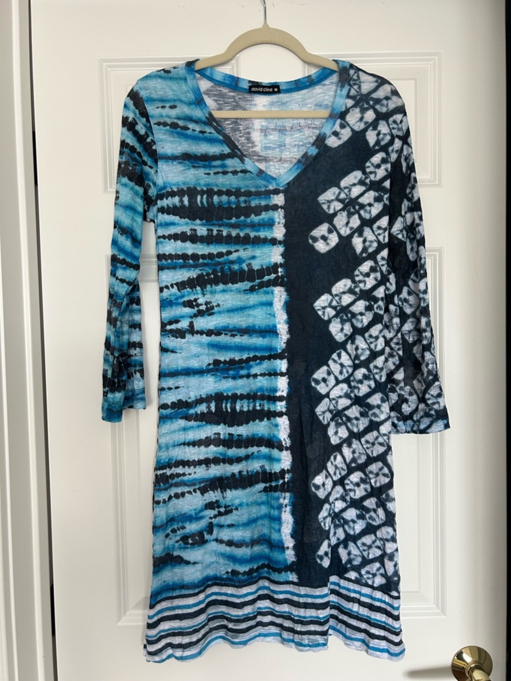 David Cline - Colorblock Tie-Dye V-Neck Tunic Dress in Aqua & Navy